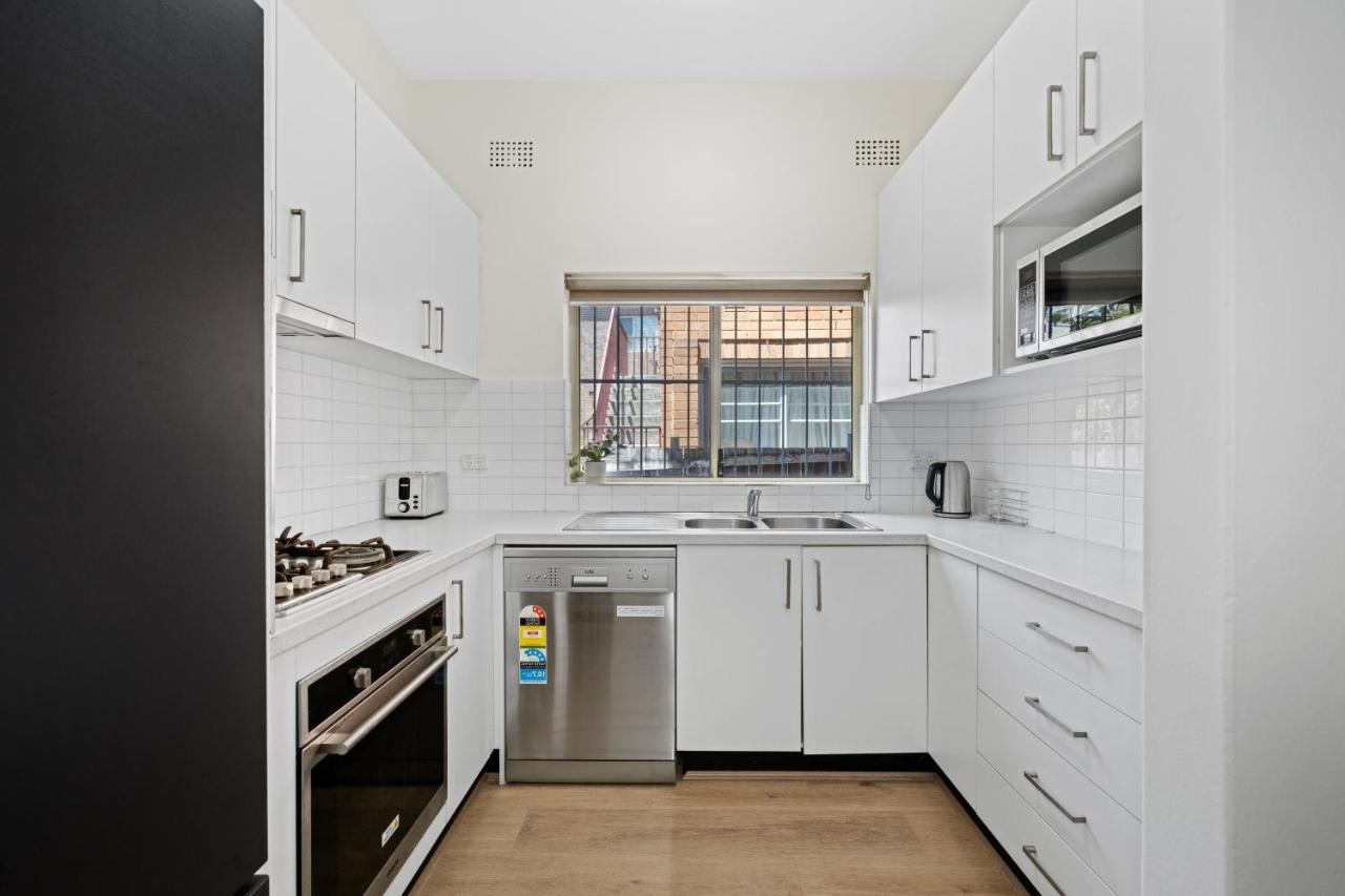 Burwood City Newly Renovated 2 Bed 2 Bath Free Private Parking Big Apt Sydney Zewnętrze zdjęcie
